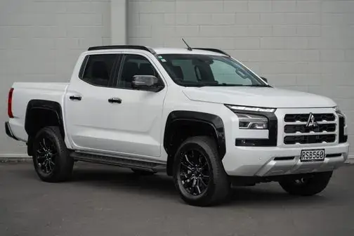 Mitsubishi Triton