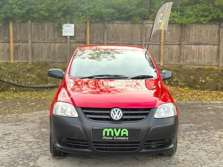 Volkswagen Fox 2010 photo 2
