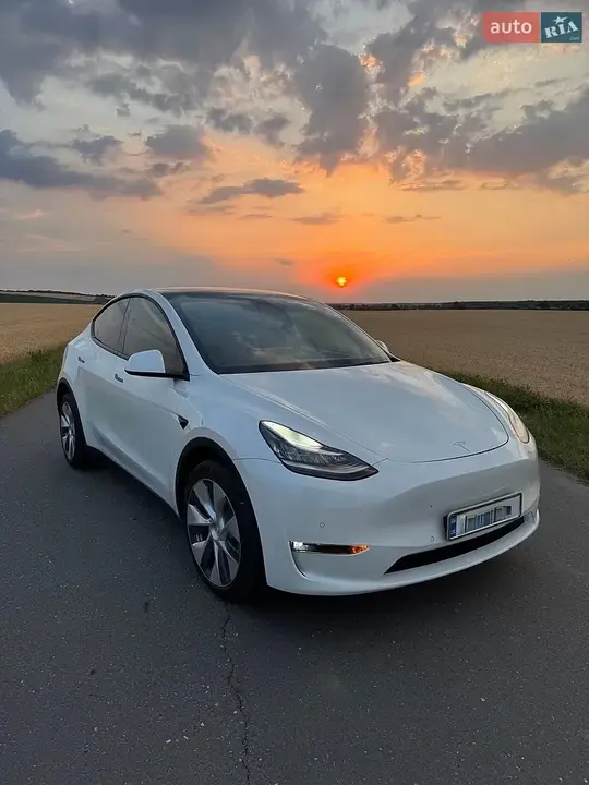Tesla Model Y 2020 photo 3
