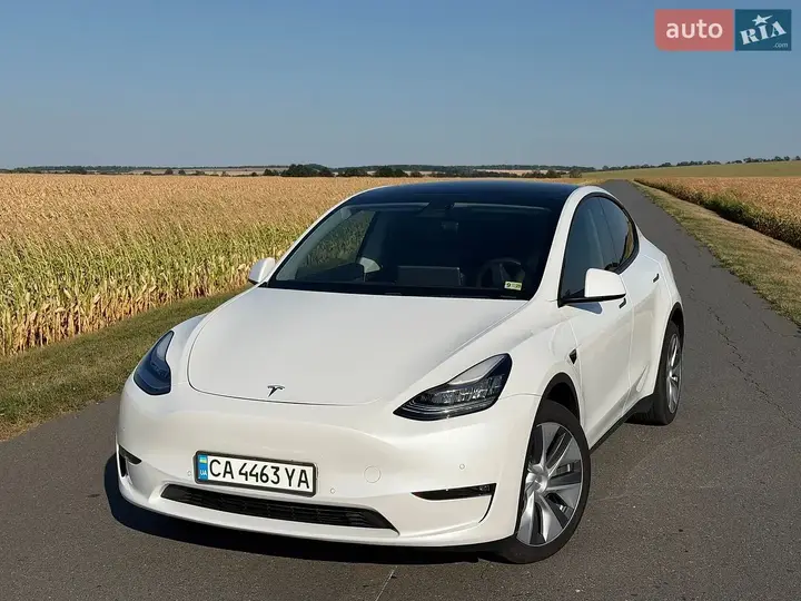 Tesla Model Y