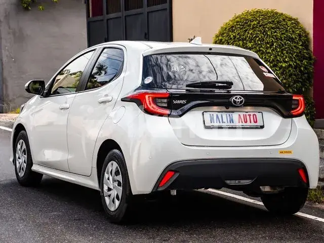 Toyota Yaris 2024 photo 3