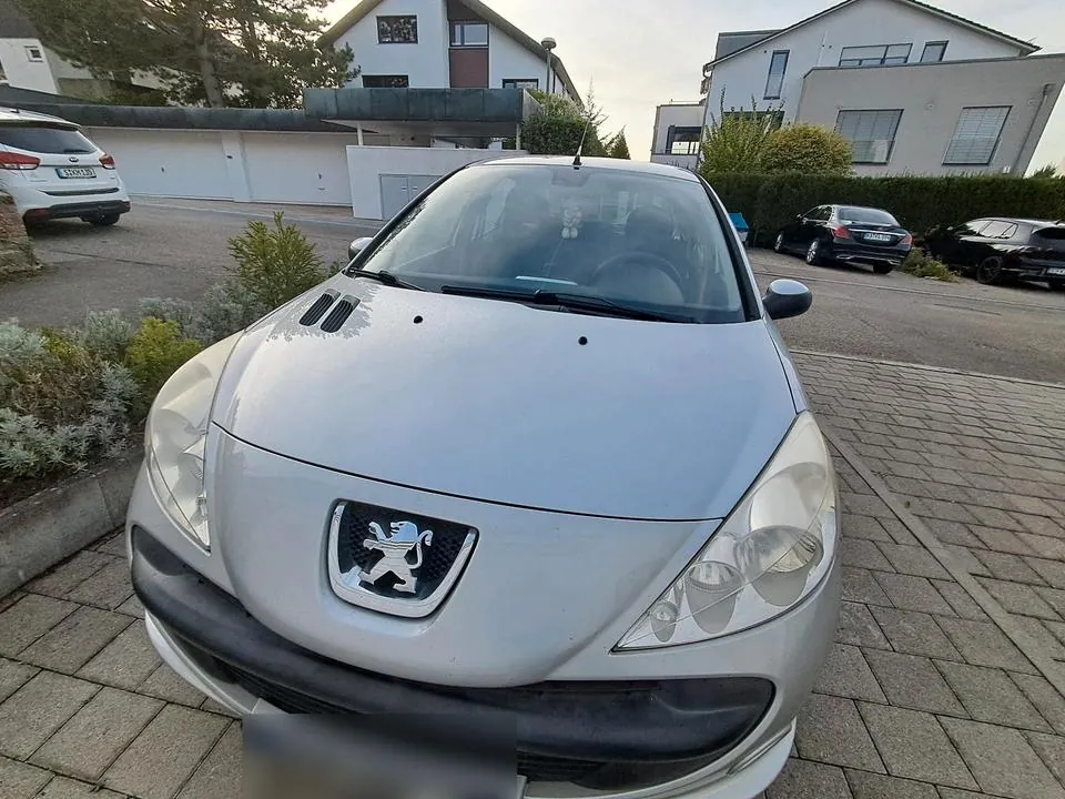 Peugeot 206