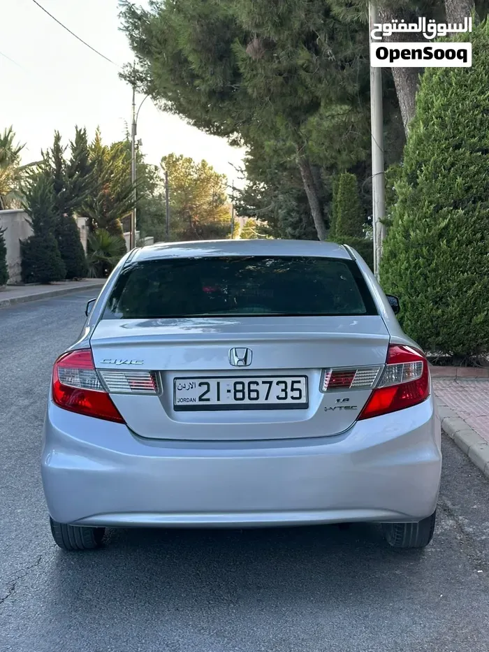 Honda Civic 2012 photo 3