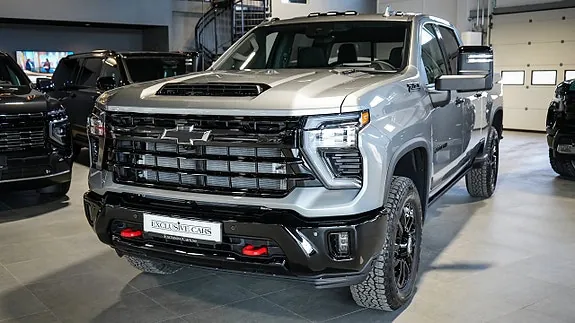 Chevrolet Silverado 2500 2026 photo 2
