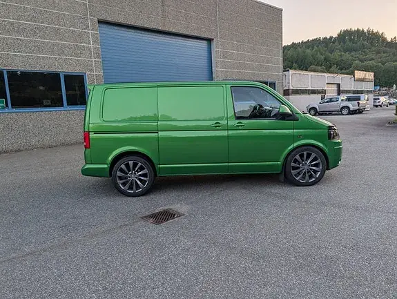 Volkswagen Transporter 2008 photo 2