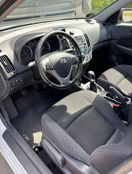 Hyundai I30 2011 photo 3