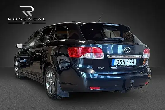 Toyota Avensis 2014 photo 4