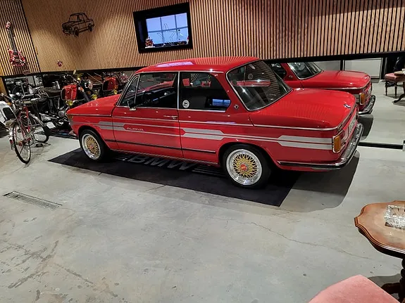 BMW 2002 1974 photo 3