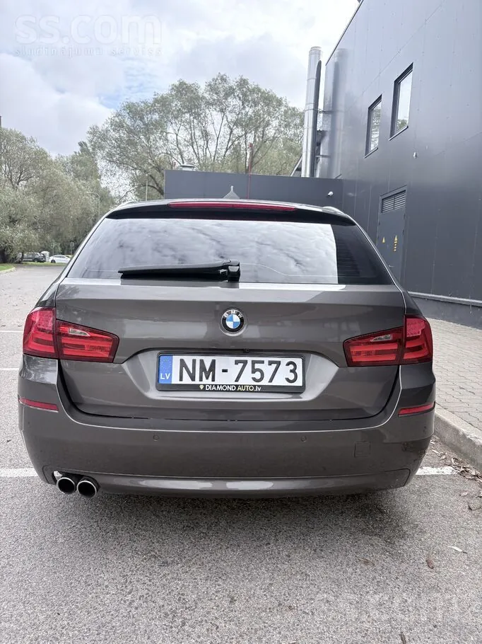 BMW 530 2012 photo 5
