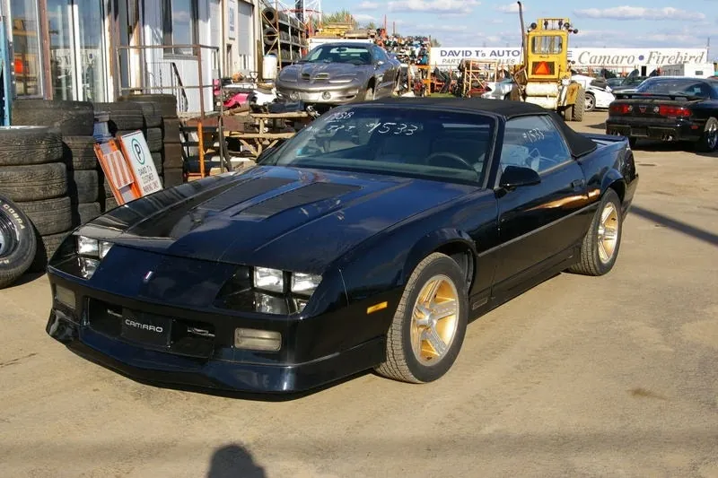 Chevrolet Camaro 1988 photo 3