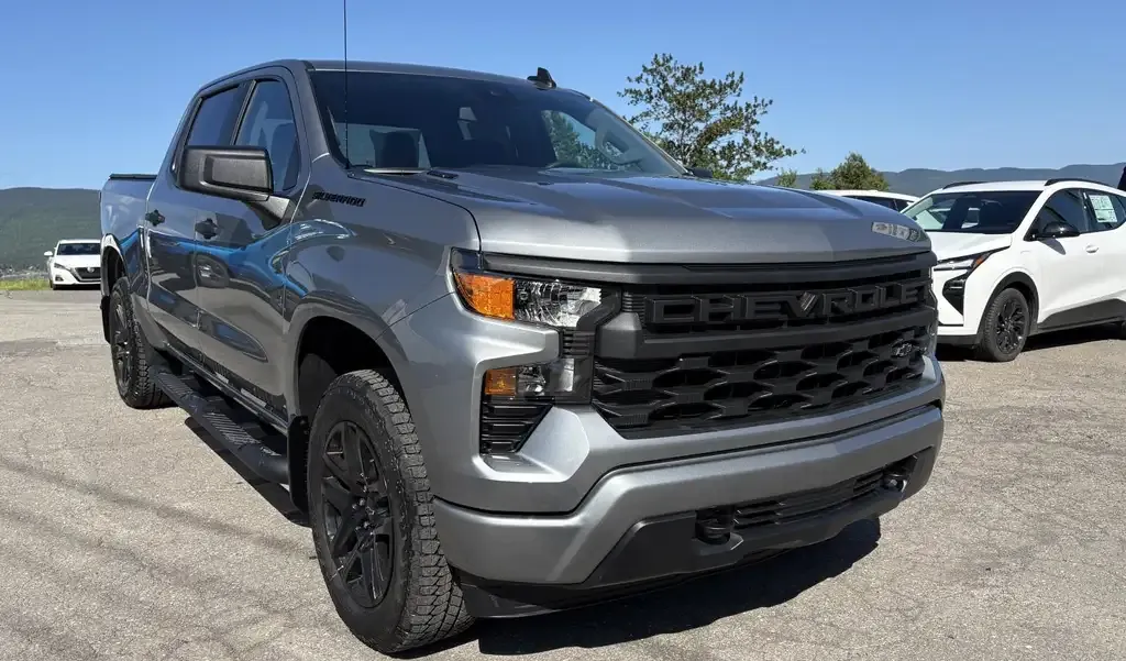 Chevrolet Silverado 1500 2026 photo 3
