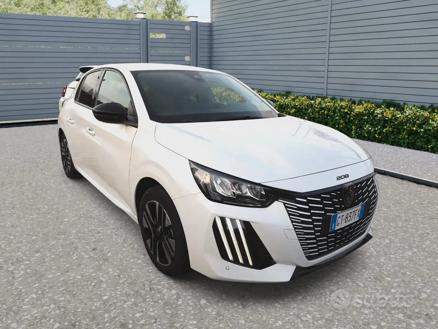 Peugeot 208 2024 photo 2