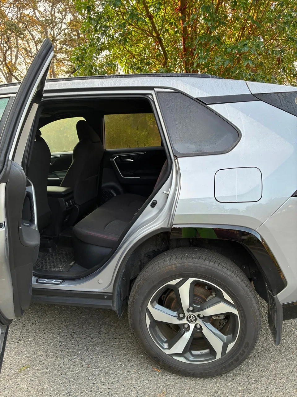 Toyota Rav4 2023 photo 3