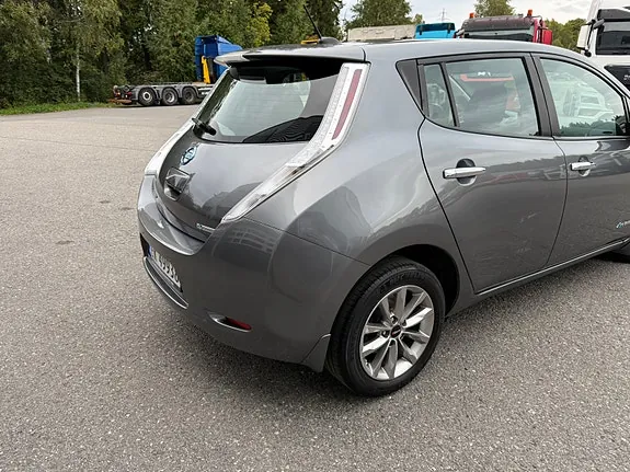 Nissan Leaf 2014 photo 5
