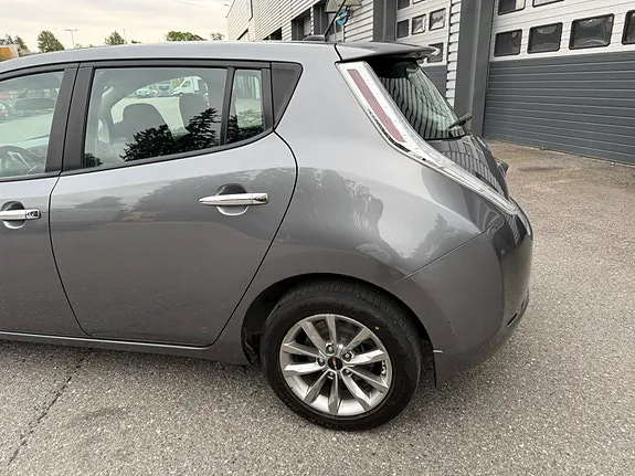 Nissan Leaf 2014 photo 3