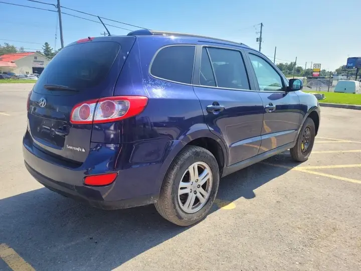 Hyundai Santa Fe 2010 photo 5