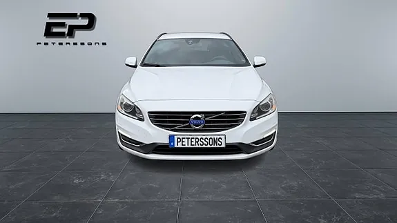Volvo V60 2015 photo 2