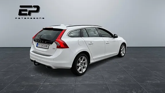 Volvo V60 2015 photo 5