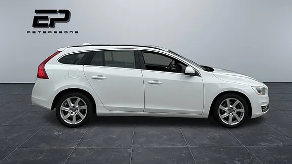 Volvo V60 2015 photo 4