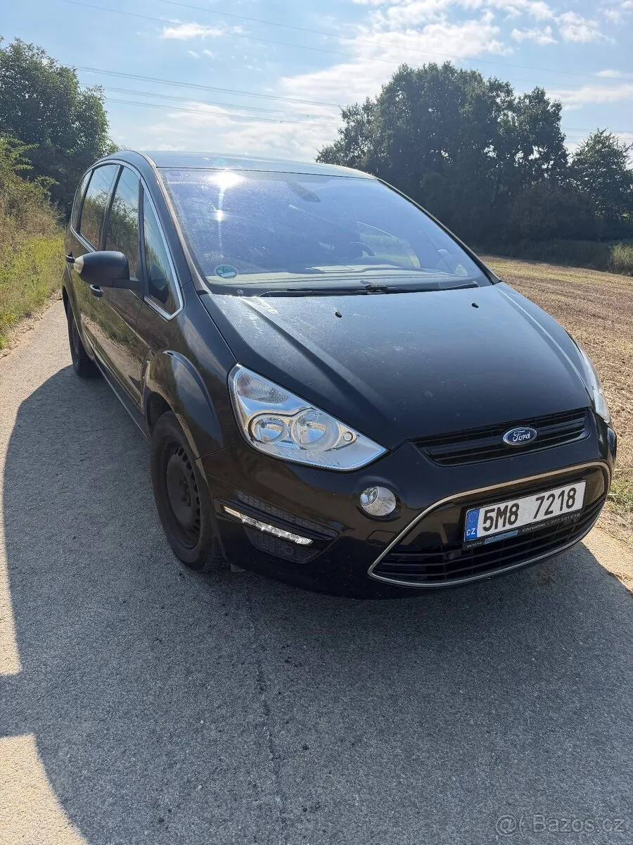 Ford S-Max 2010 photo 3
