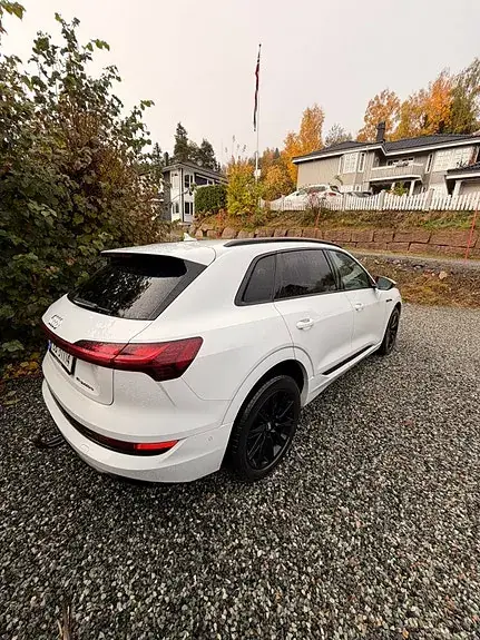 Audi E-Tron 2020 photo 5