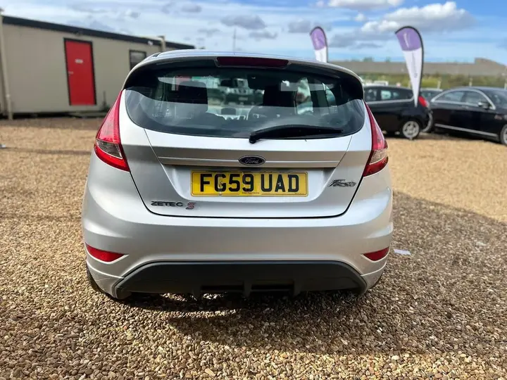 Ford Fiesta 2009 photo 5