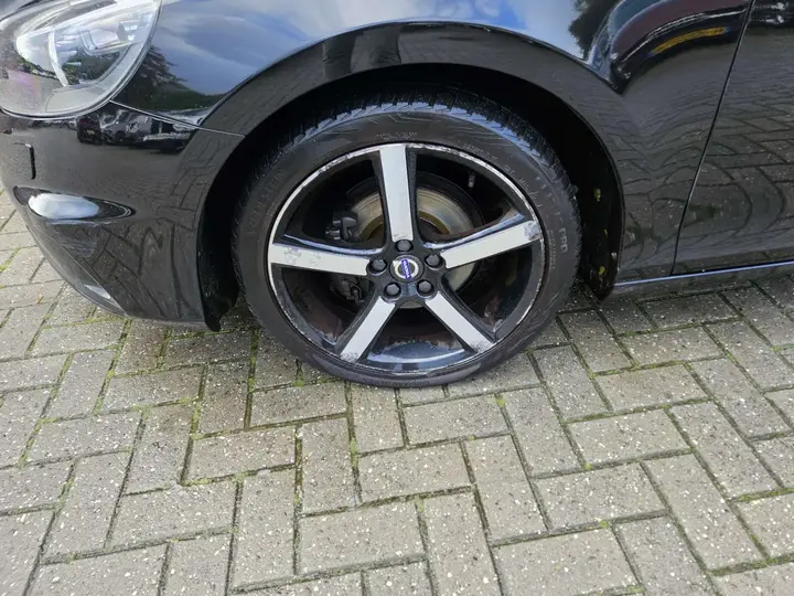 Volvo V40 2015 photo 5