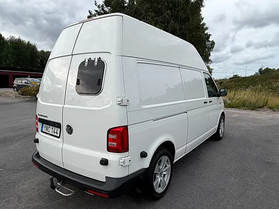 Volkswagen Transporter 2018 photo 3