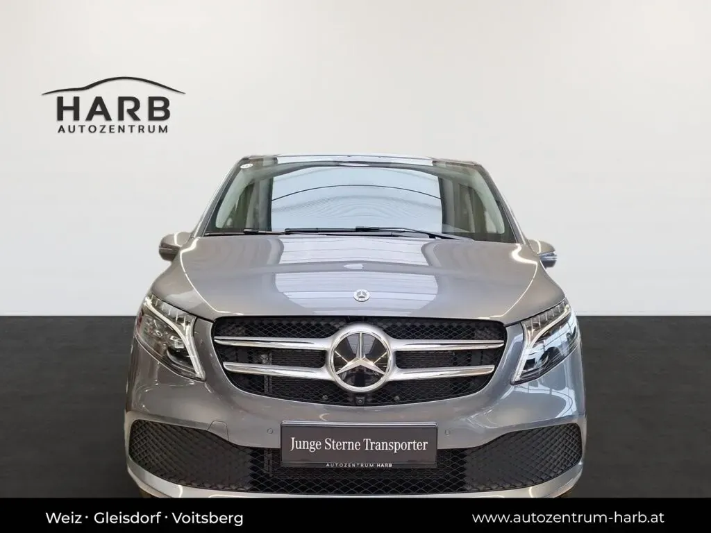 Mercedes-Benz V-Class 2023 photo 3
