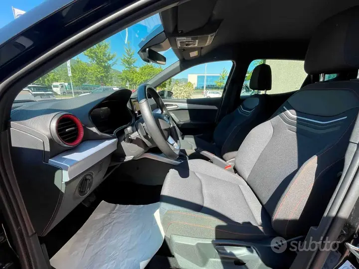 Seat Arona 2025 photo 3