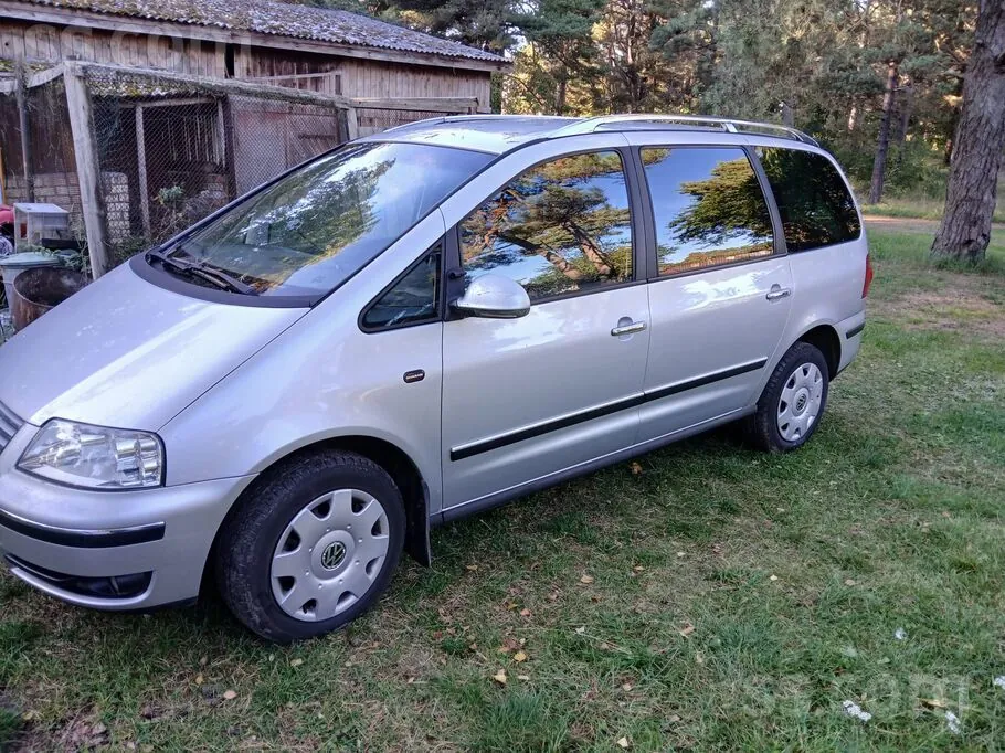 Volkswagen Sharan 2007 photo 5