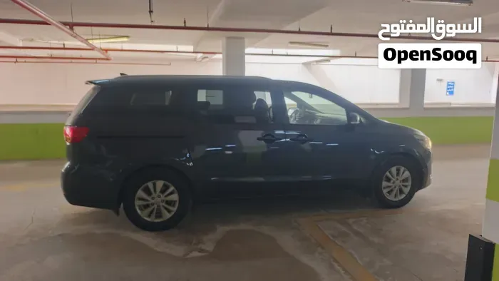 Kia Carnival 2018 photo 2