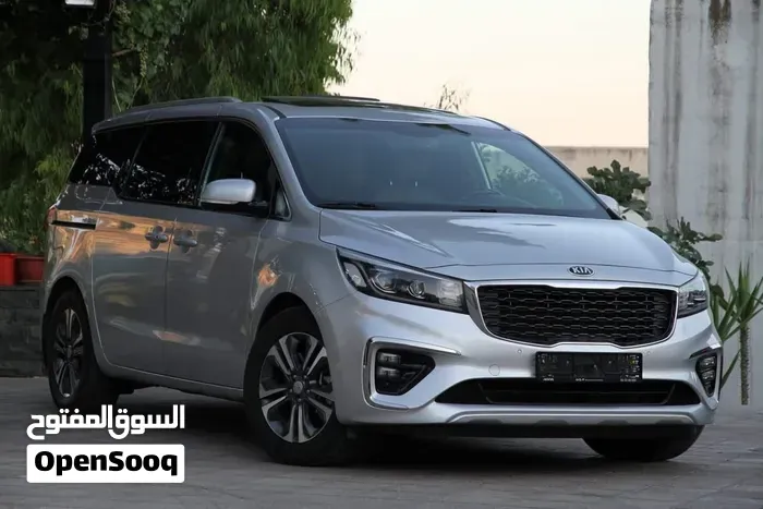 Kia Carnival 2018 photo 5