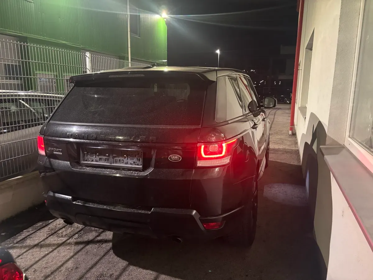 Land Rover Range Rover Sport 2016 photo 3