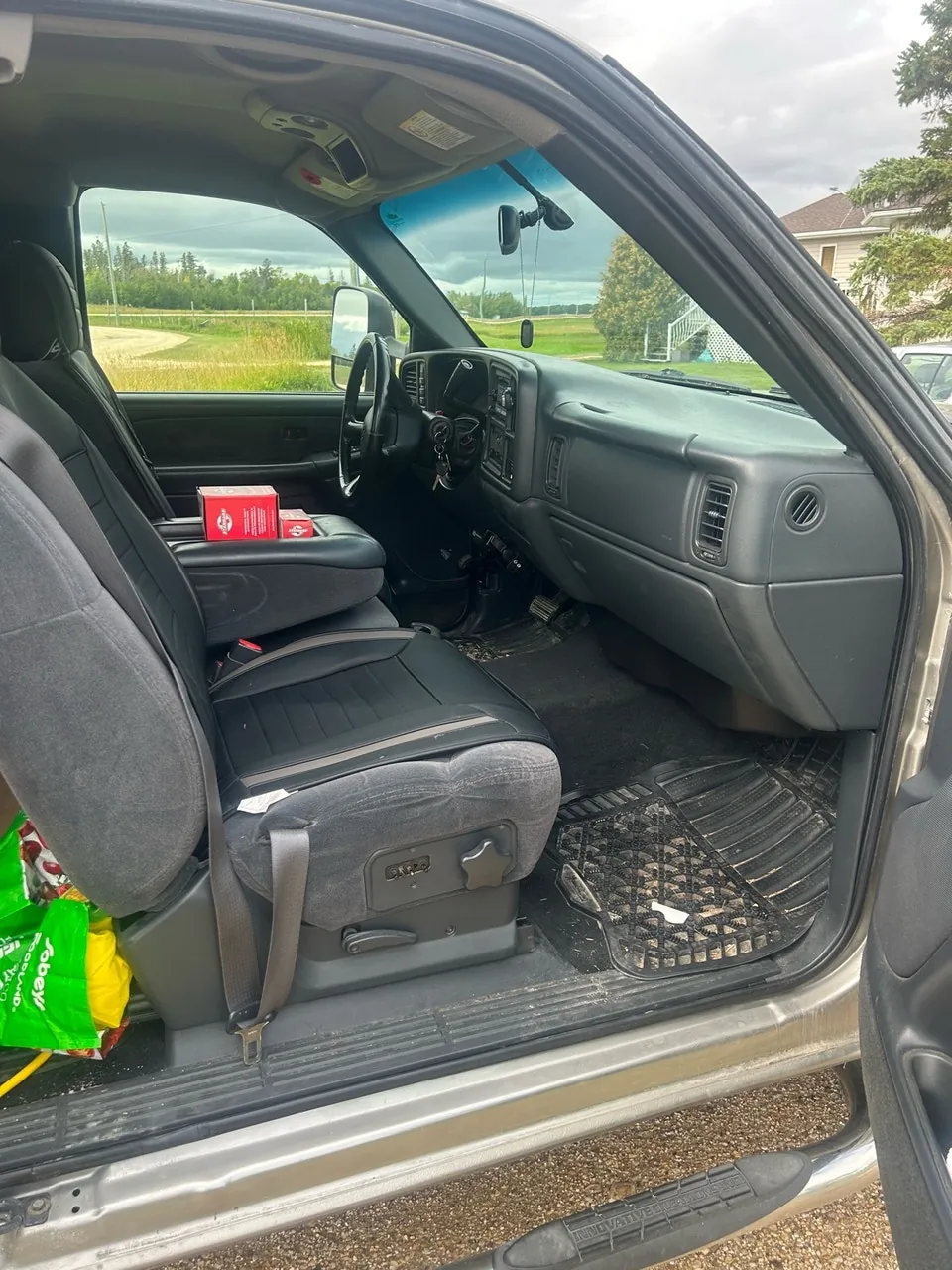 Chevrolet C/K Pickup 2500 2002 photo 3