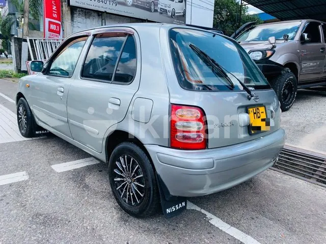 Nissan March 2000 photo 5