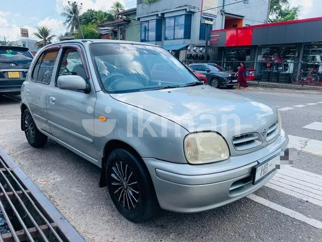 Nissan March 2000 photo 2