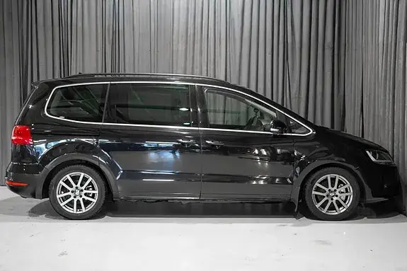 Volkswagen Sharan 2011 photo 4