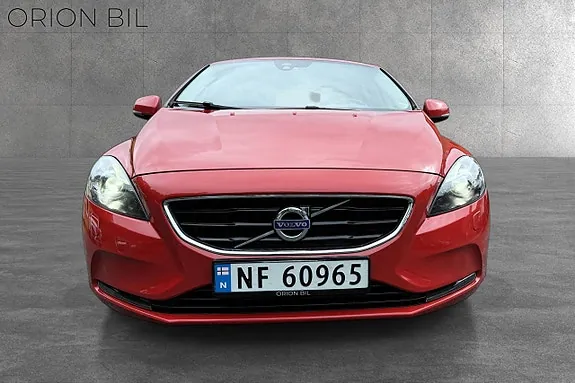 Volvo V40 2013 photo 2