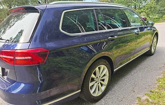 Volkswagen Passat 2018 photo 2