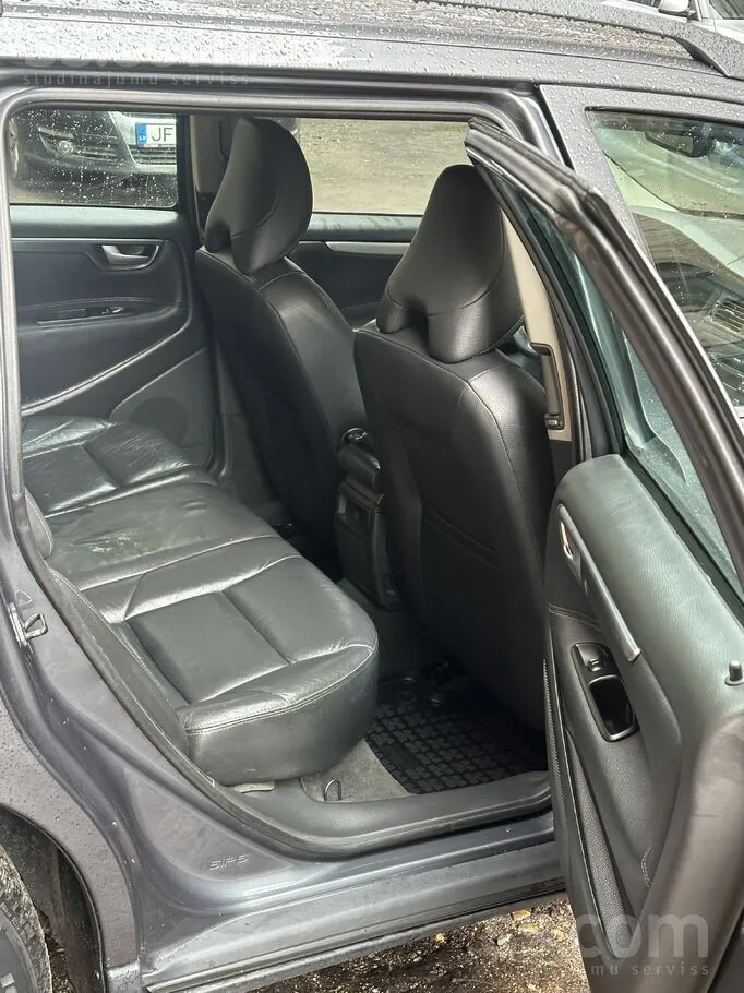 Volvo V70 2003 photo 5