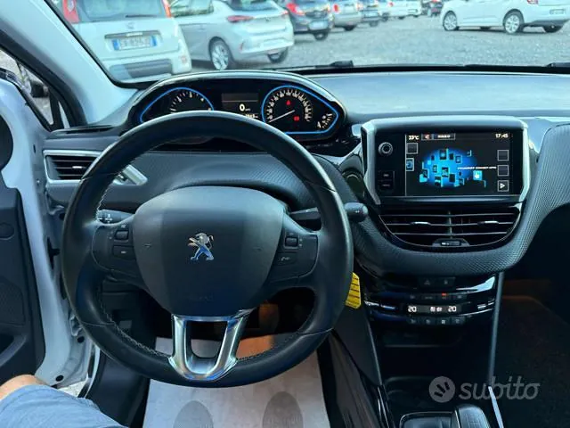 Peugeot 2008 2015 photo 4