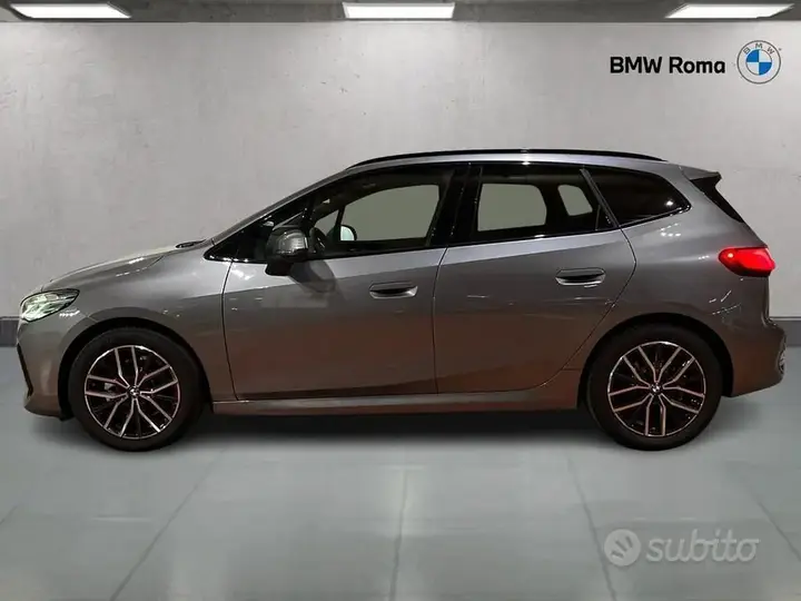 BMW 220I 2026 photo 4