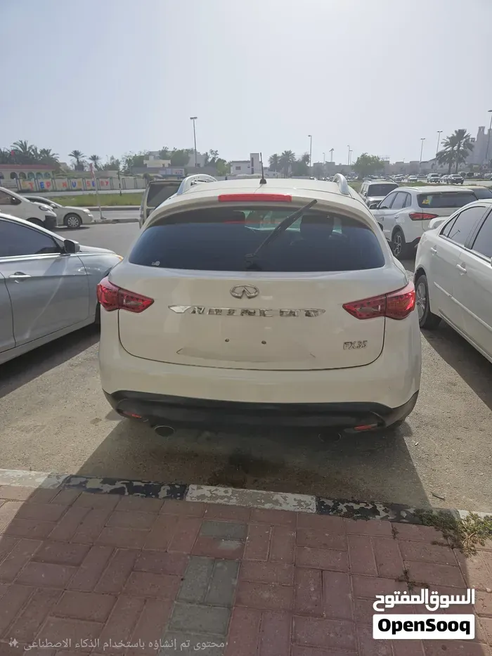 Infiniti Fx35 2011 photo 4