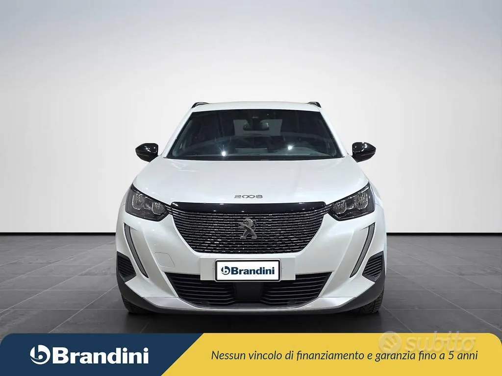 Peugeot 2008 2023 photo 3