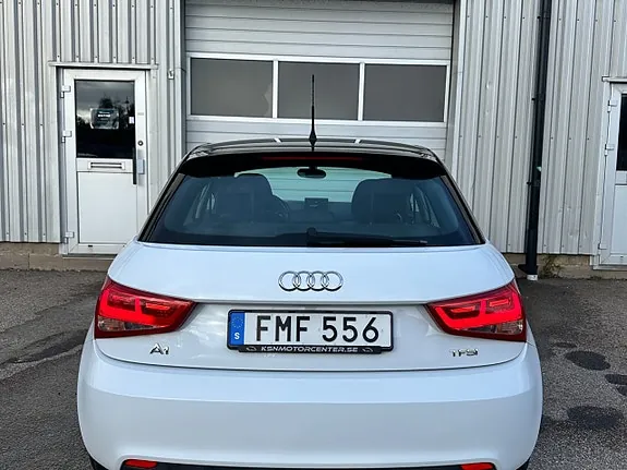 Audi A1 2014 photo 4