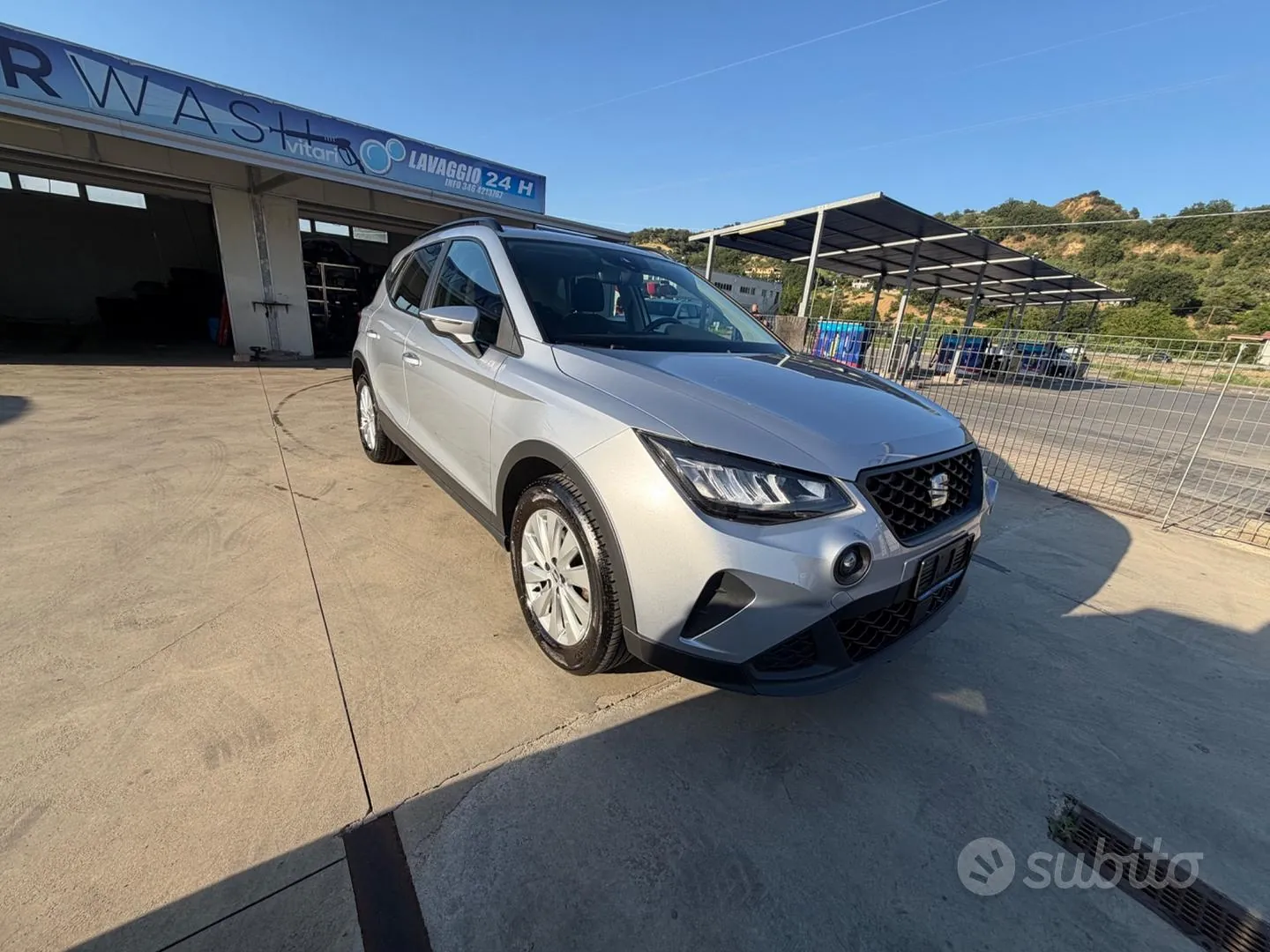 Seat Arona 2023 photo 2