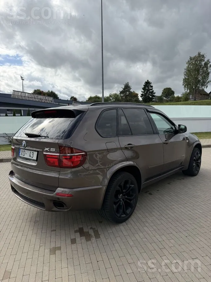 BMW X5 2012 photo 5
