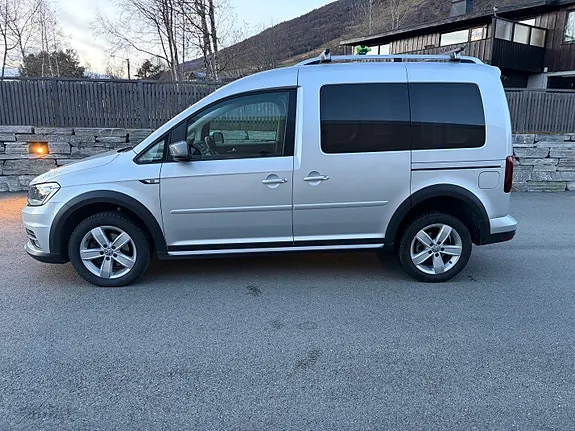 Volkswagen Caddy Alltrack 2016 photo 2