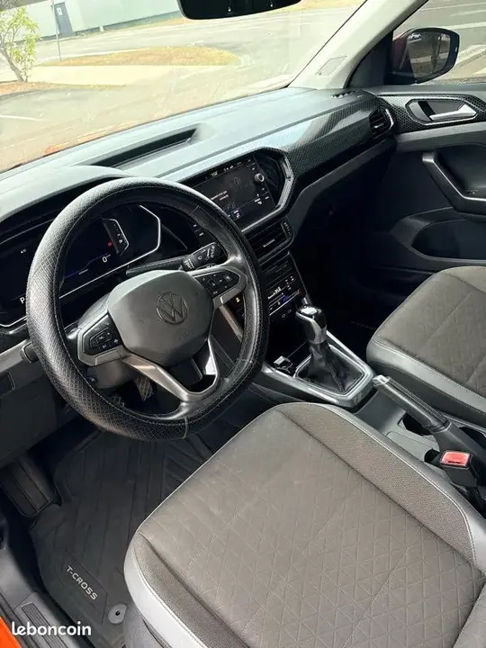 Volkswagen T-Cross 2023 photo 3